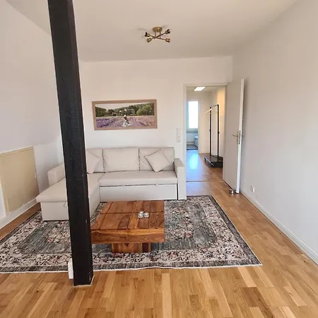 Apartament Elb Front *