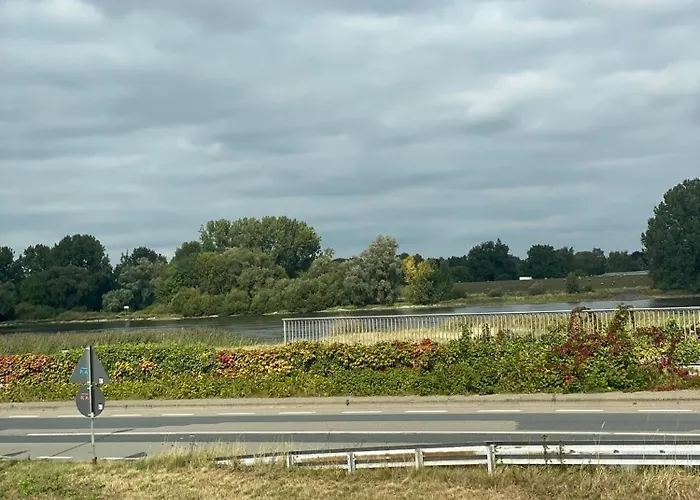 Elb Front 公寓 温森